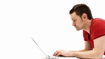 আয় করুন বাংলা দেশি সাইট থেকে।দেরি করলে হয়তো আইডি এক্তিভ হবে না