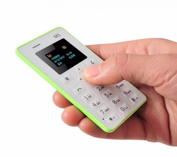 পকেটের ২০০০ হাজার টাকাও ফুরাবেনা এই ফোনগুলো কিনতে!