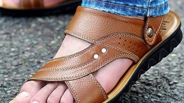 ফ্যাশনে ছেলেদের ট্রেন্ডি করে তুলবে এই ৮টি স্যান্ডেল!