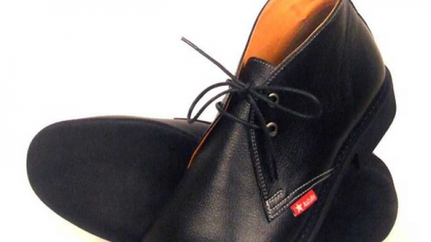 ঈদে নিজেকে যদি আরও ট্রেন্ডি করে তুলতে চান তাহলে এই জুতাগুলো আপনার জন্য!