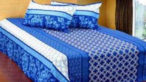 ঘরের আভিজাত্য ফুটিয়ে তুলবে আকর্ষণীয় বেডশীট!