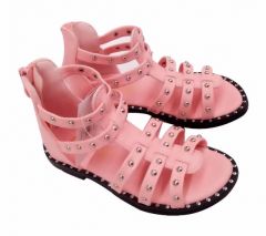 ছোট্ট সোনামনির জন্য এই শীতে নতুন জুতা