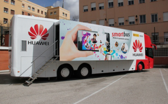 বাংলাদেশে স্মার্ট বাস আনছে হুয়াওয়ে