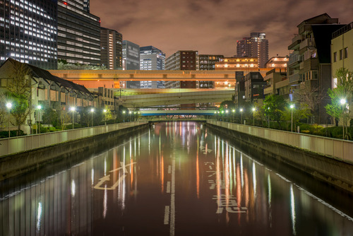 টোকিও শহরের জনমানবহীন ভৌতিক ছবি