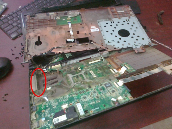 ডেল ল্যাপটপ গরম হয়ে যায়? তাহলে সমাধান নিয়ে যান।