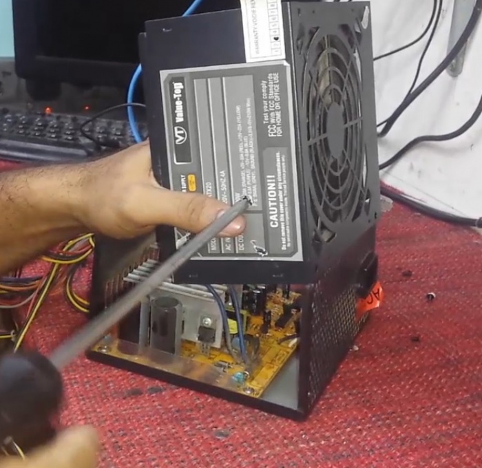 চলুন Value Top পাওয়ার সাপ্লাই এর একটি চালাকি দেখে আছি